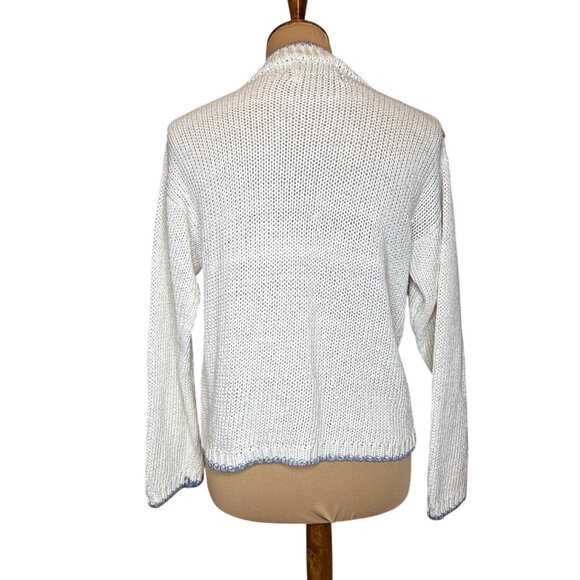 Vintage 90s Hand Knit White Knit Sweater Cottagecore Floral Pattern Small - Picture 2 of 6